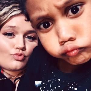 Meet your Posher, Taylor